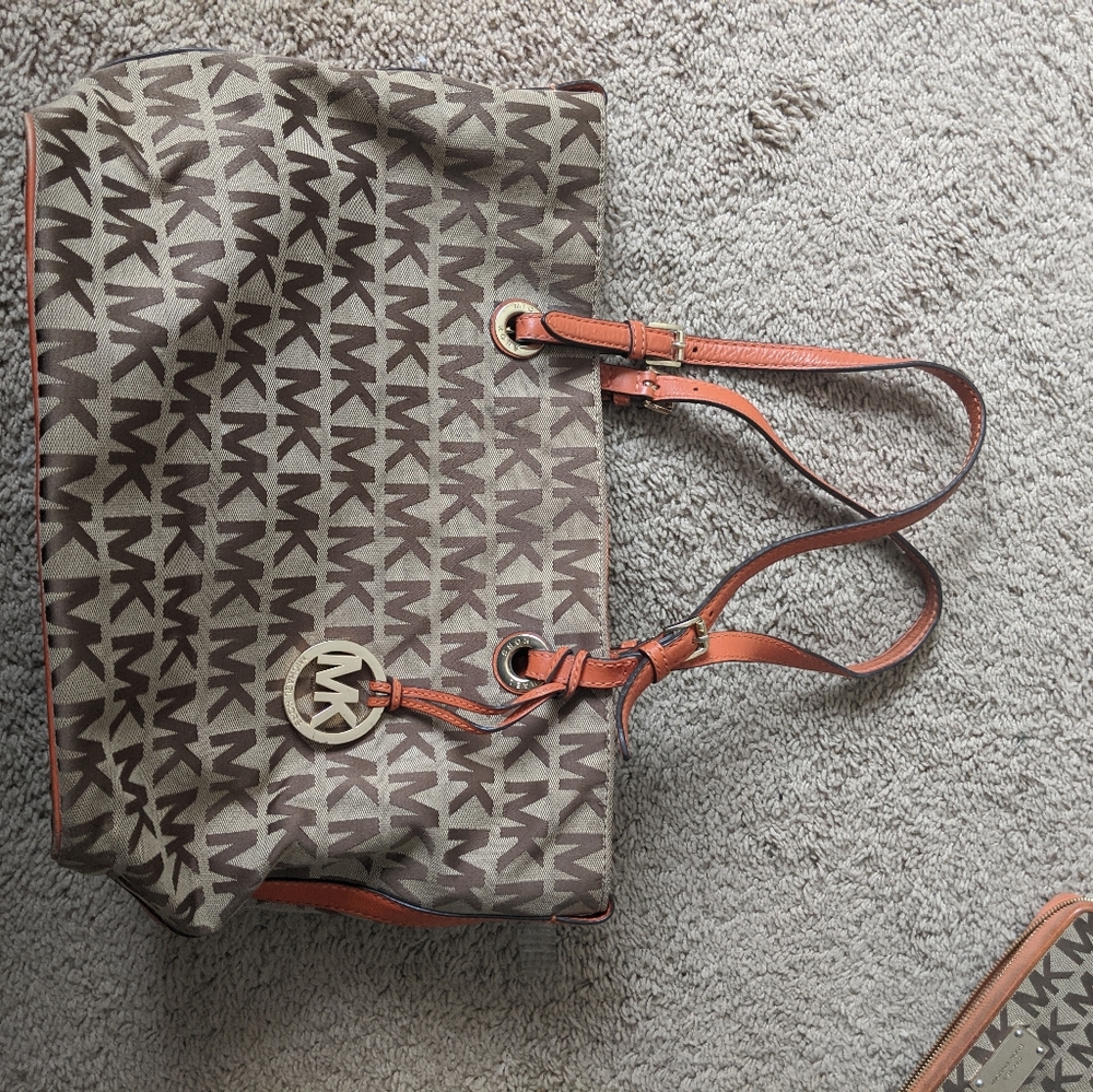 Michael Kors purse and wallet